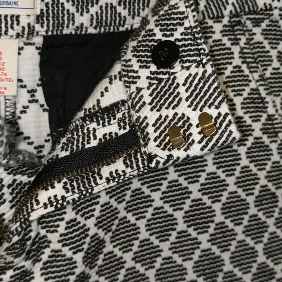 Khakis by Gap City Shorts - Picture 3 of 5